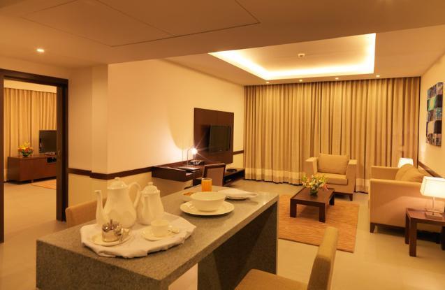 24 Tech Hotel Bangalore Exterior photo